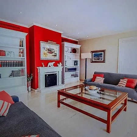 Wonderful With Views Over Chalet
